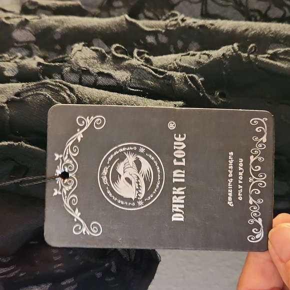 Authentic Dark Love top NWT - Picture 5 of 6